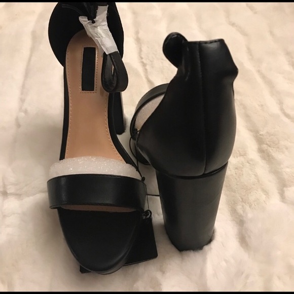 New platform heels all sizes 2 left!! - Picture 5 of 5
